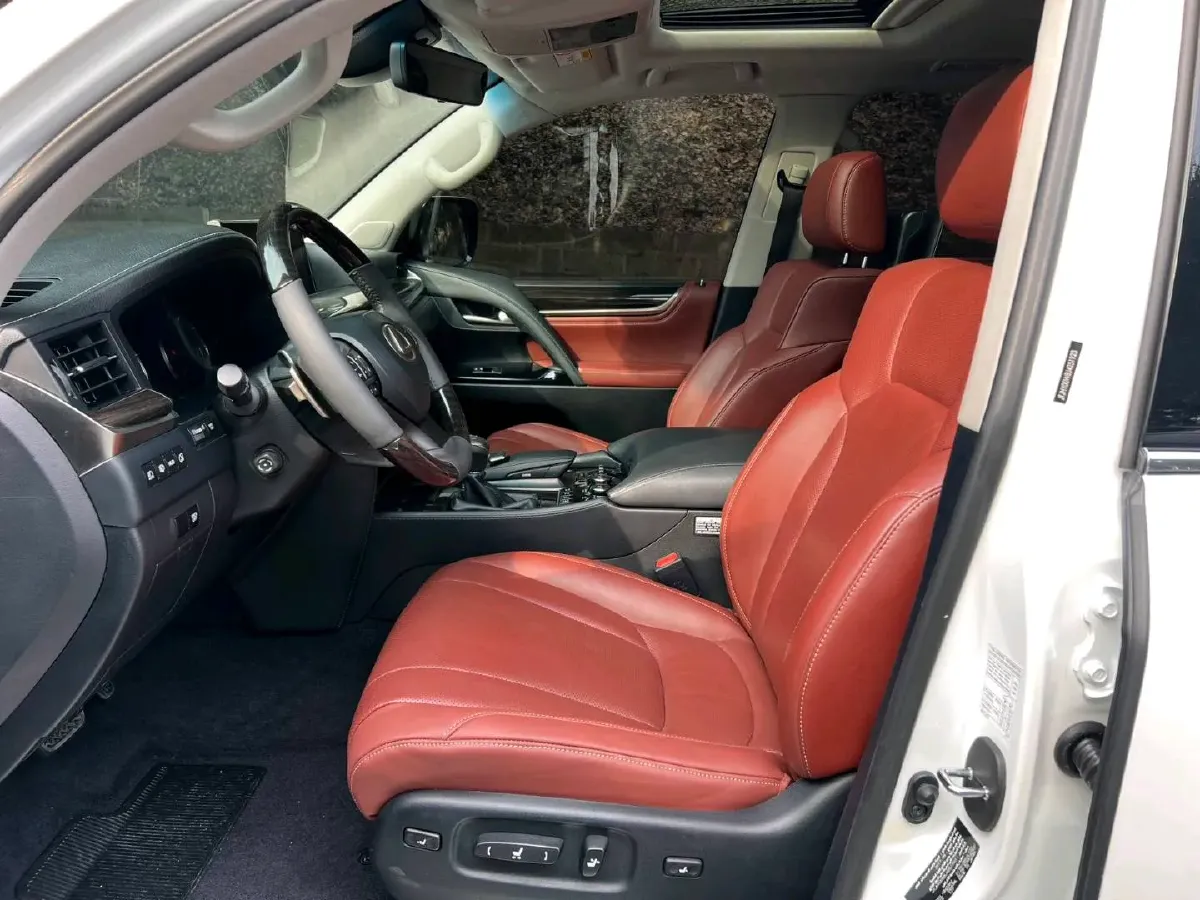 2017 Lexus LX 5.7L 367HP V8 8AT,autocango,china used car exporter,china ev exporter,chinese used car exporter,chinese used ev exporter