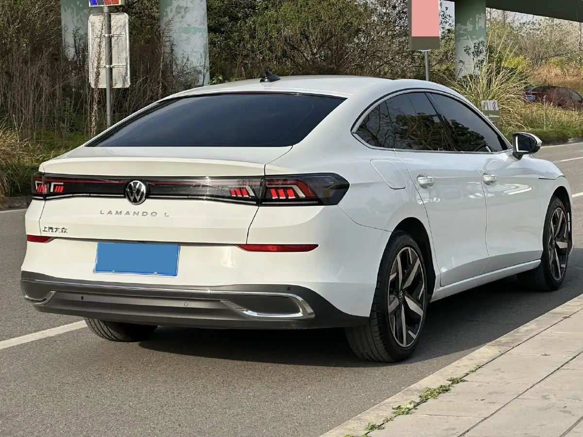 2025 Volkswagen Lamando 1.4T 150HP L4 7DCT,autocango,china used car exporter,china ev exporter,chinese used car exporter,chinese used ev exporter