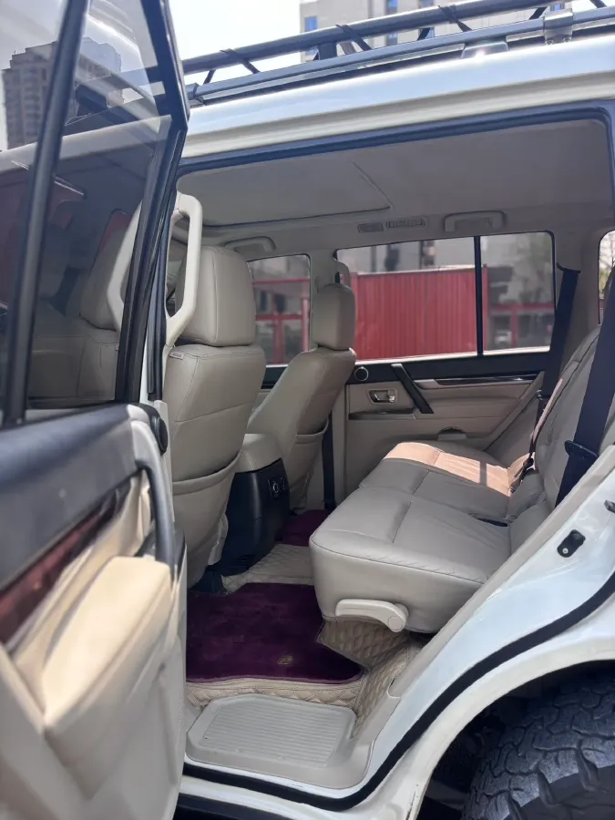 2017 Honda Jade 1.8L 141HP L4 5AT,autocango,china used car exporter,china ev exporter,chinese used car exporter,chinese used ev exporter