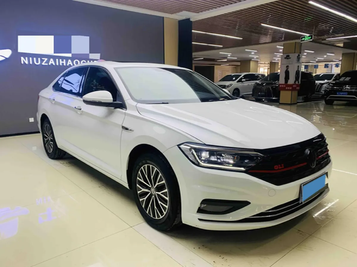 2021 Volkswagen Sagitar 1.2T 116HP L4 5MT,autocango,china used car exporter,china ev exporter,chinese used car exporter,chinese used ev exporter