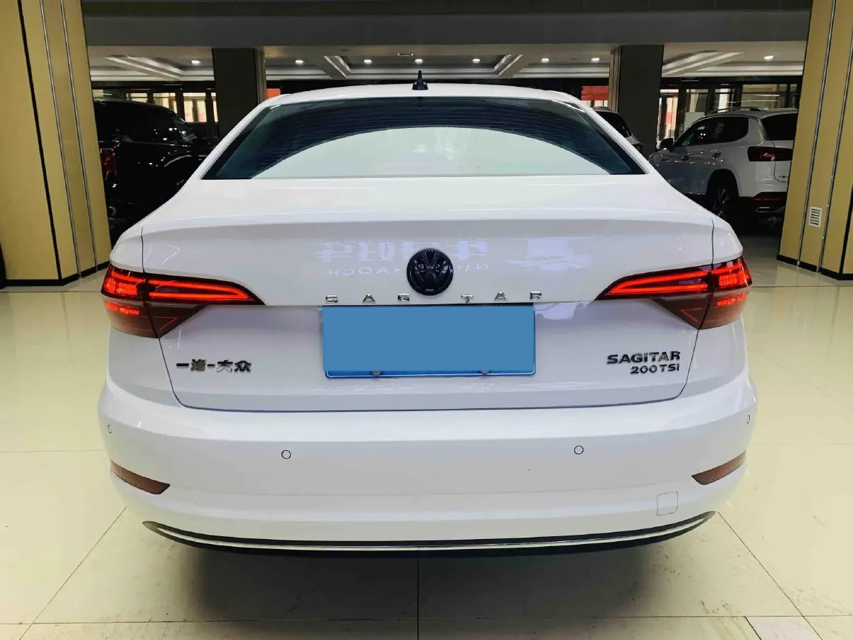 2021 Volkswagen Sagitar 1.2T 116HP L4 5MT,autocango,china used car exporter,china ev exporter,chinese used car exporter,chinese used ev exporter