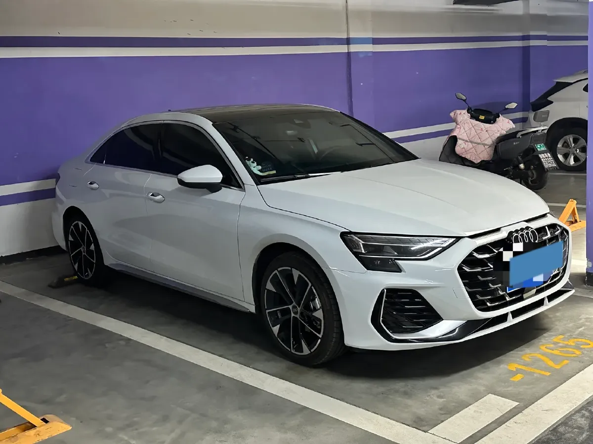 2025 Audi A3 1.5T 160HP L4 7DCT,autocango,china used car exporter,china ev exporter,chinese used car exporter,chinese used ev exporter