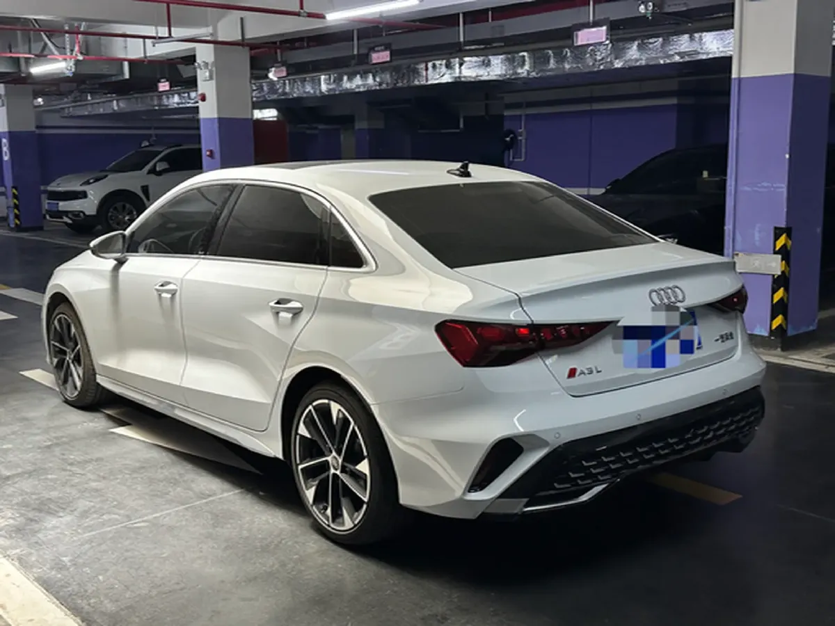 2025 Audi A3 1.5T 160HP L4 7DCT,autocango,china used car exporter,china ev exporter,chinese used car exporter,chinese used ev exporter