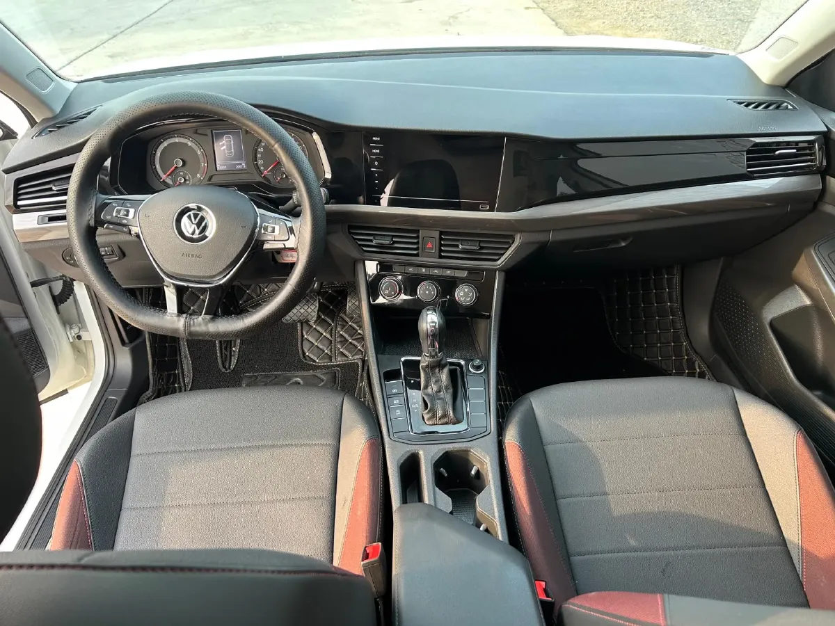 2021 Volkswagen Bora 1.5L 113HP L4 6AT,autocango,china used car exporter,china ev exporter,chinese used car exporter,chinese used ev exporter