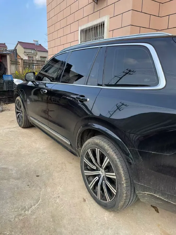 2021 Volvo XC90 2.0T 299HP L4 8AT,autocango,china used car exporter,china ev exporter,chinese used car exporter,chinese used ev exporter