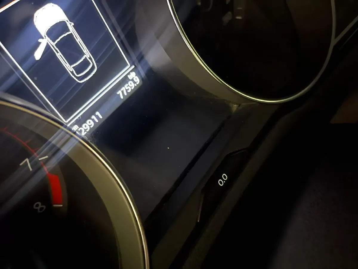 2018 Volkswagen Magotan 1.8T 180HP L4 7DCT,autocango,china used car exporter,china ev exporter,chinese used car exporter,chinese used ev exporter