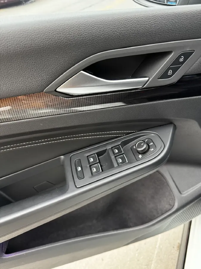 2023 Volkswagen Golf 1.4T 150HP L4 7DCT,autocango,china used car exporter,china ev exporter,chinese used car exporter,chinese used ev exporter