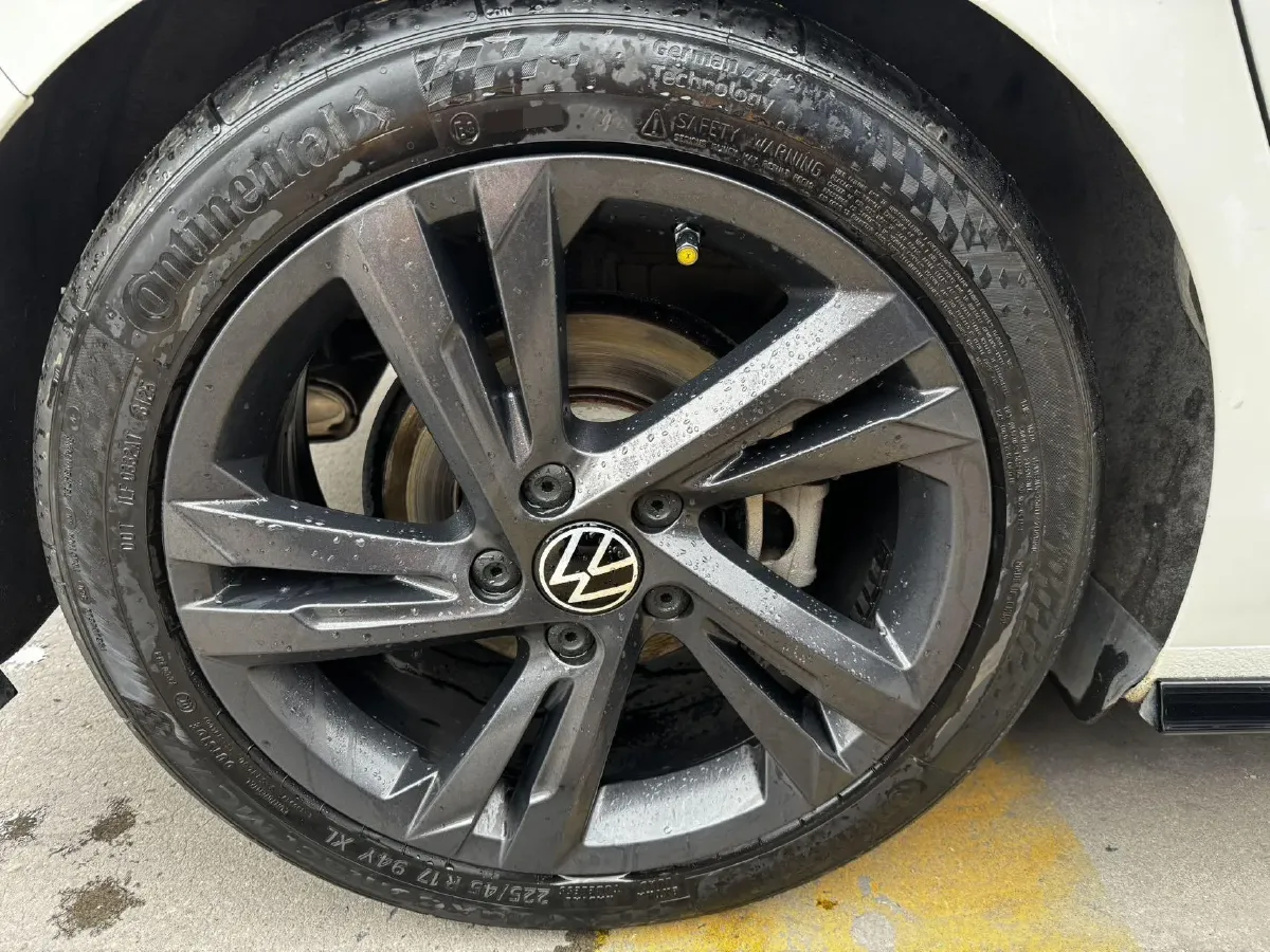 2023 Volkswagen Golf 1.4T 150HP L4 7DCT,autocango,china used car exporter,china ev exporter,chinese used car exporter,chinese used ev exporter