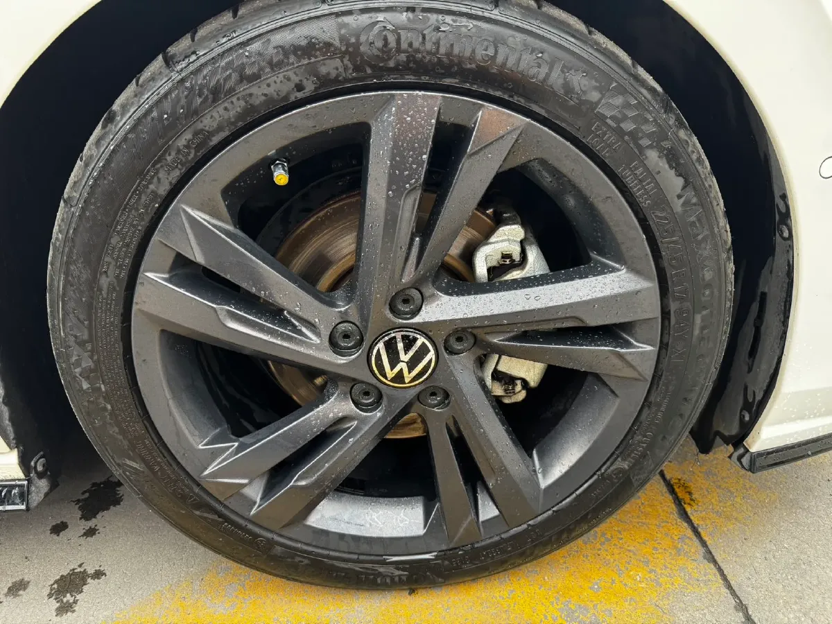 2023 Volkswagen Golf 1.4T 150HP L4 7DCT,autocango,china used car exporter,china ev exporter,chinese used car exporter,chinese used ev exporter