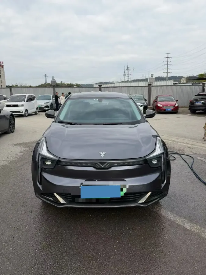 2022 Venucia Grand V 1.5T 190HP L4 7DCT,autocango,china used car exporter,china ev exporter,chinese used car exporter,chinese used ev exporter