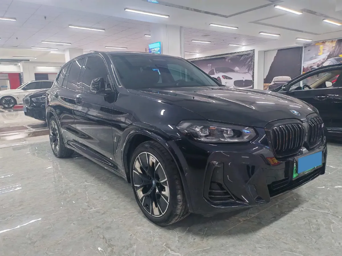 2024 BMW iX3 BEV 80KWH,autocango,china used car exporter,china ev exporter,chinese used car exporter,chinese used ev exporter