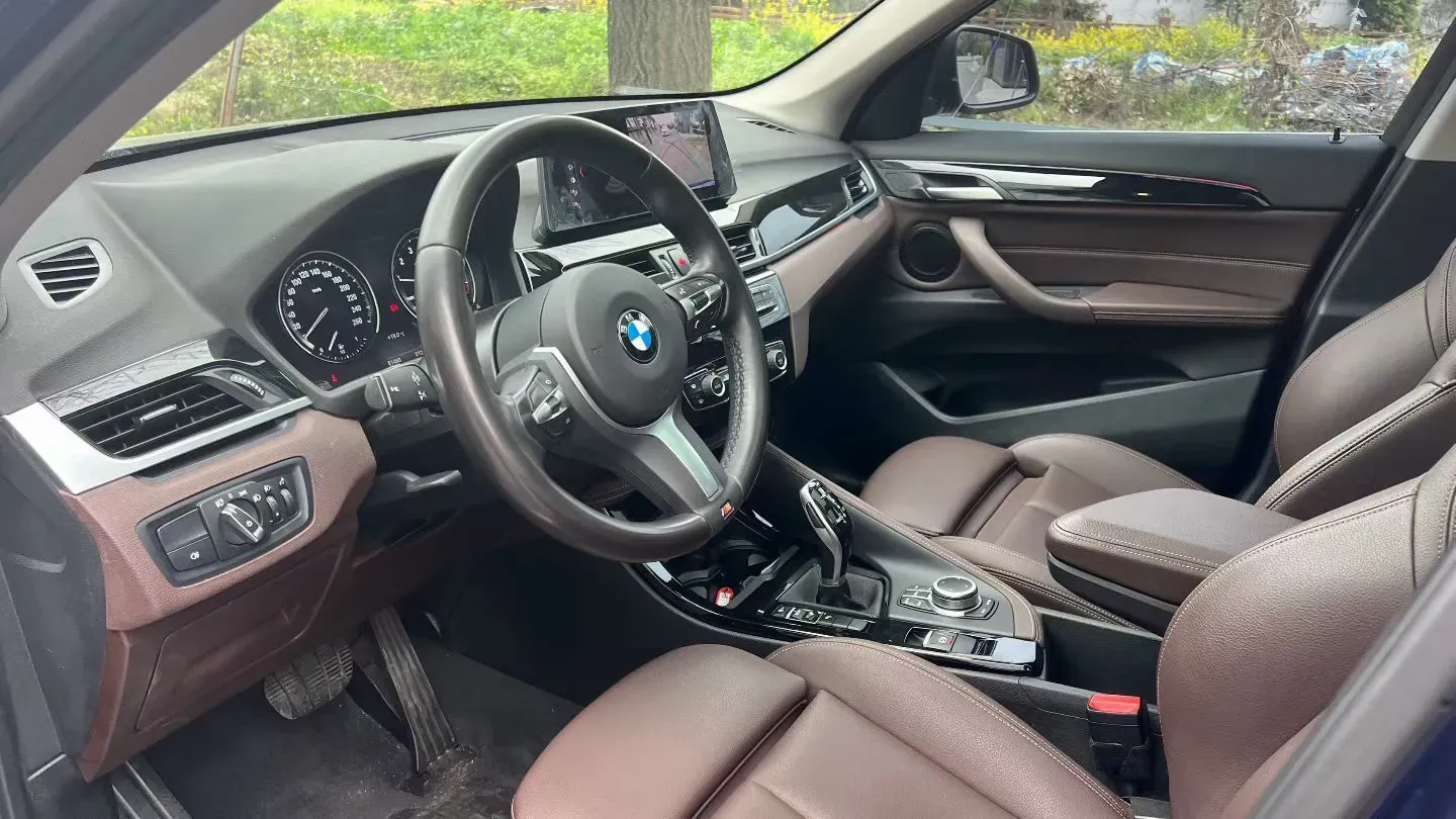 2020 BMW X1 1.5T 140HP L3 7DCT,autocango,china used car exporter,china ev exporter,chinese used car exporter,chinese used ev exporter