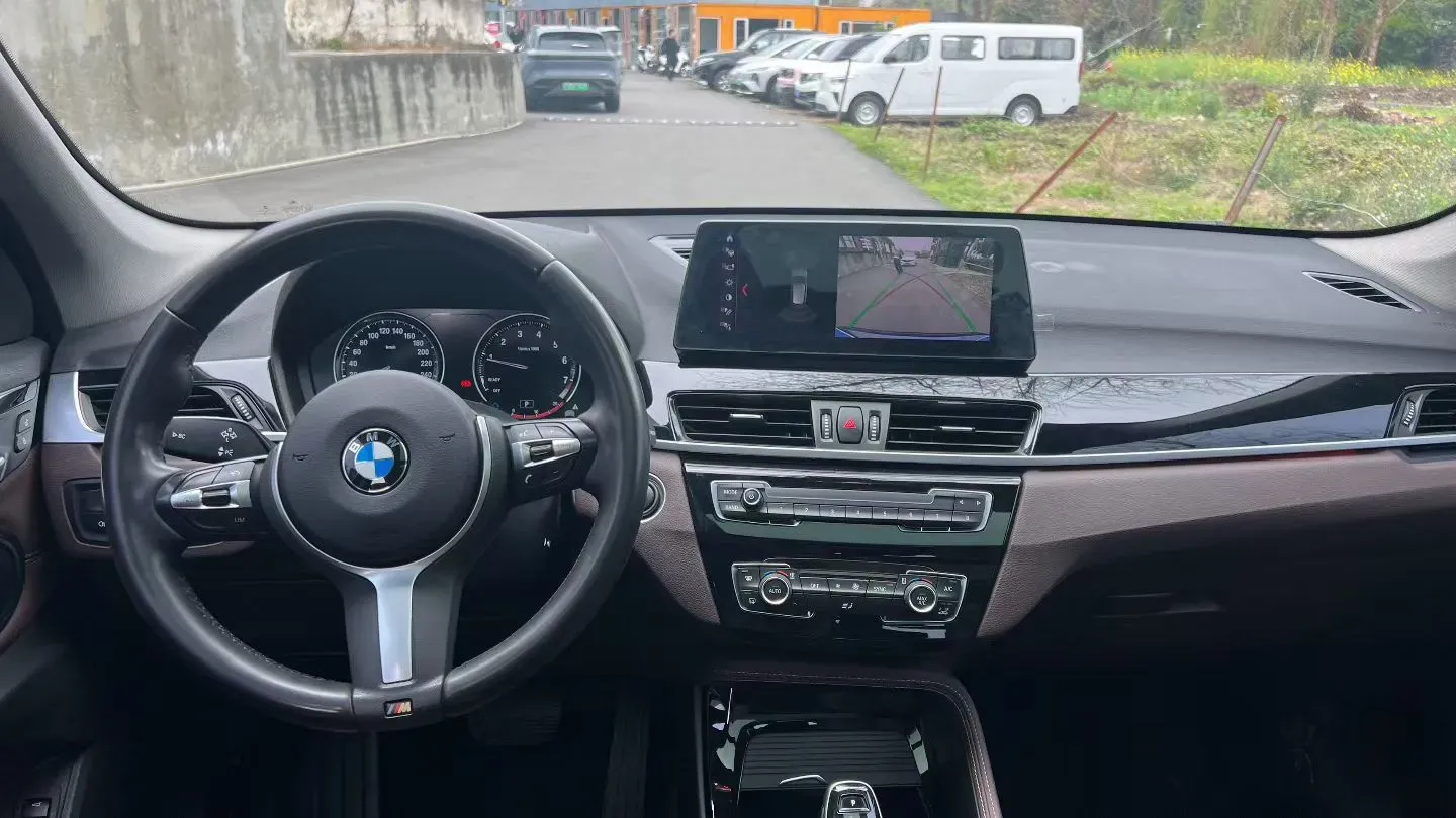 2020 BMW X1 1.5T 140HP L3 7DCT,autocango,china used car exporter,china ev exporter,chinese used car exporter,chinese used ev exporter