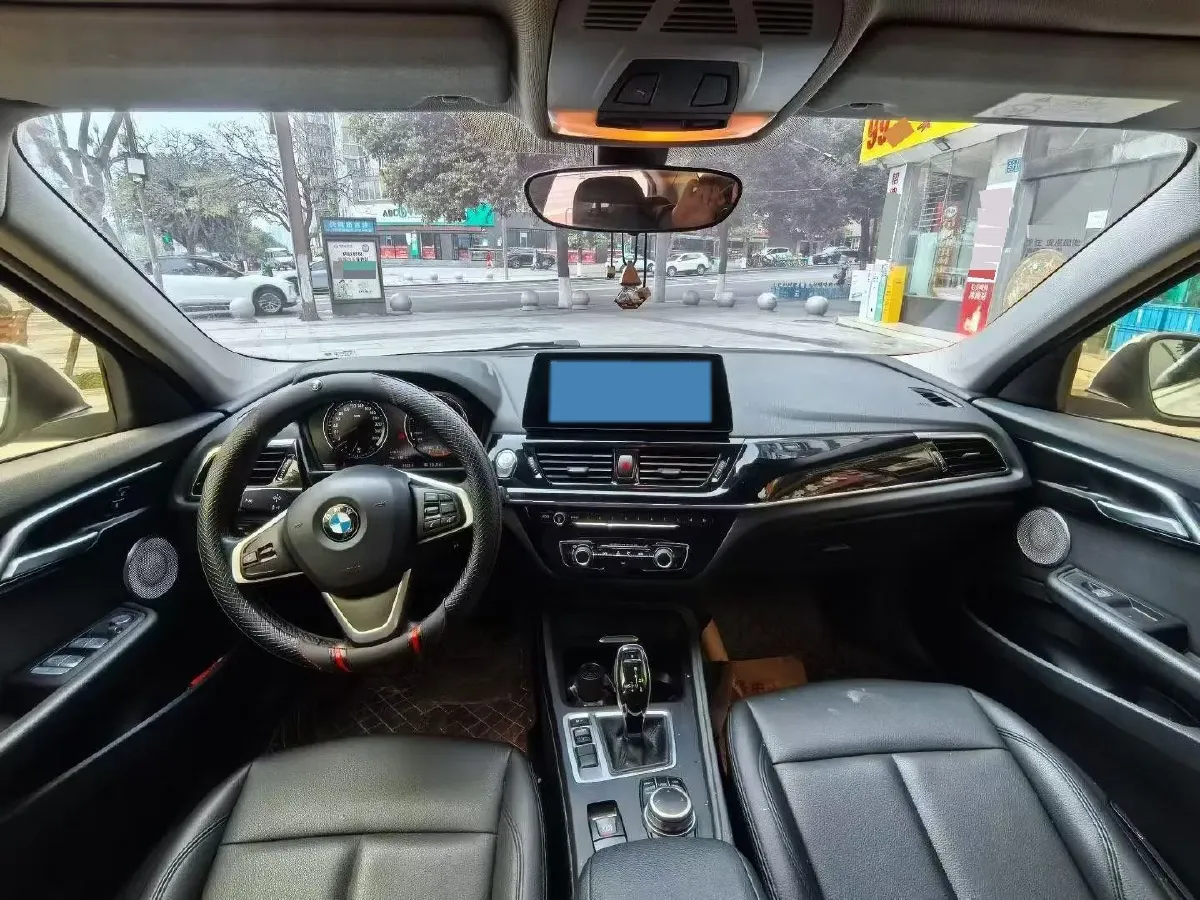 2022 BMW 1 Series 1.5T 140HP L3 7DCT,autocango,china used car exporter,china ev exporter,chinese used car exporter,chinese used ev exporter