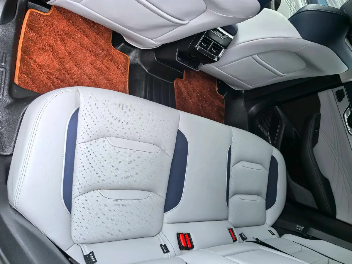 2021 Geely Preface 2.0T 190HP L4 7DCT,autocango,china used car exporter,china ev exporter,chinese used car exporter,chinese used ev exporter