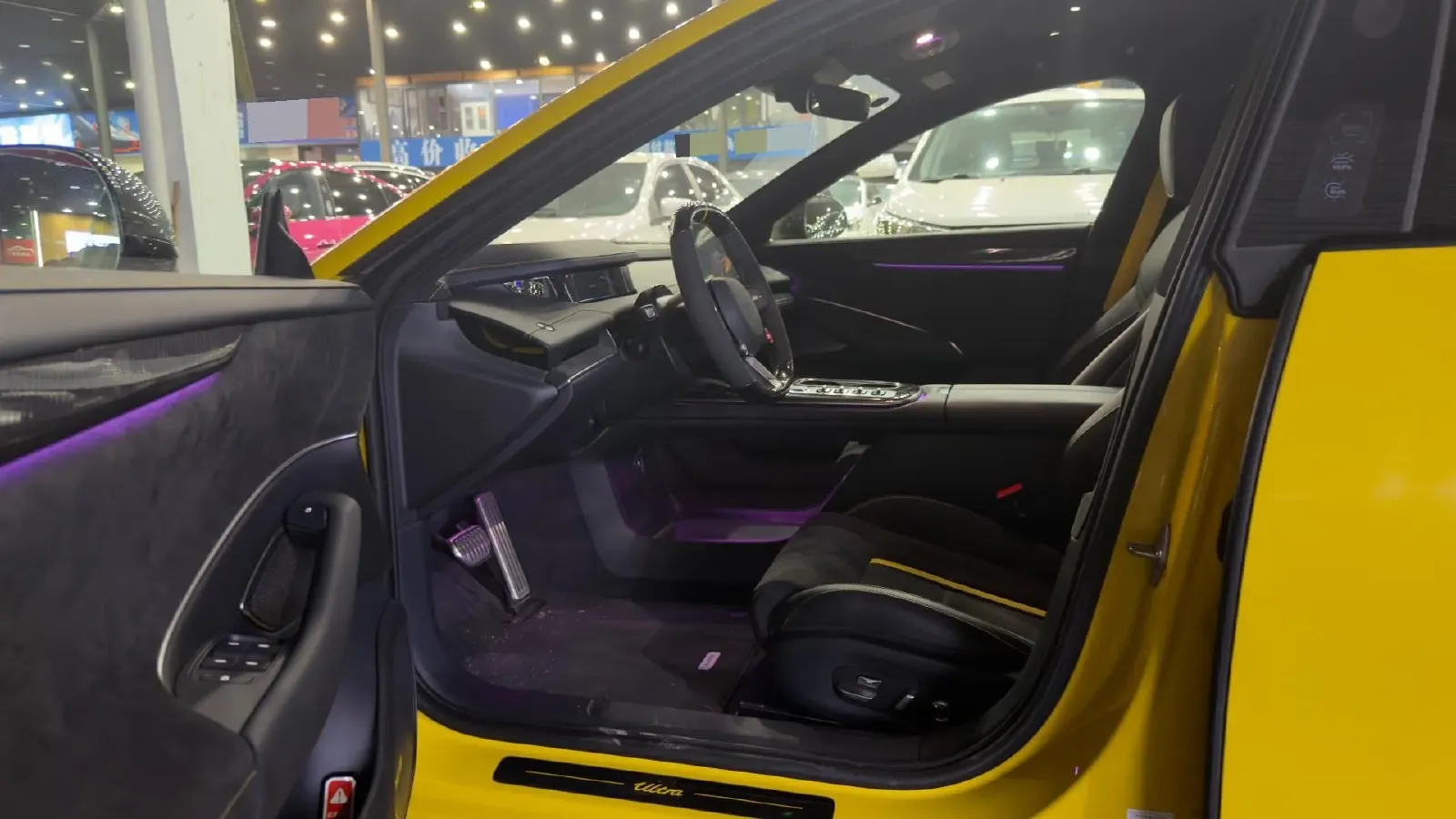 2025 MI SU7 Ultra BEV 93.7KWH,autocango,china used car exporter,china ev exporter,chinese used car exporter,chinese used ev exporter