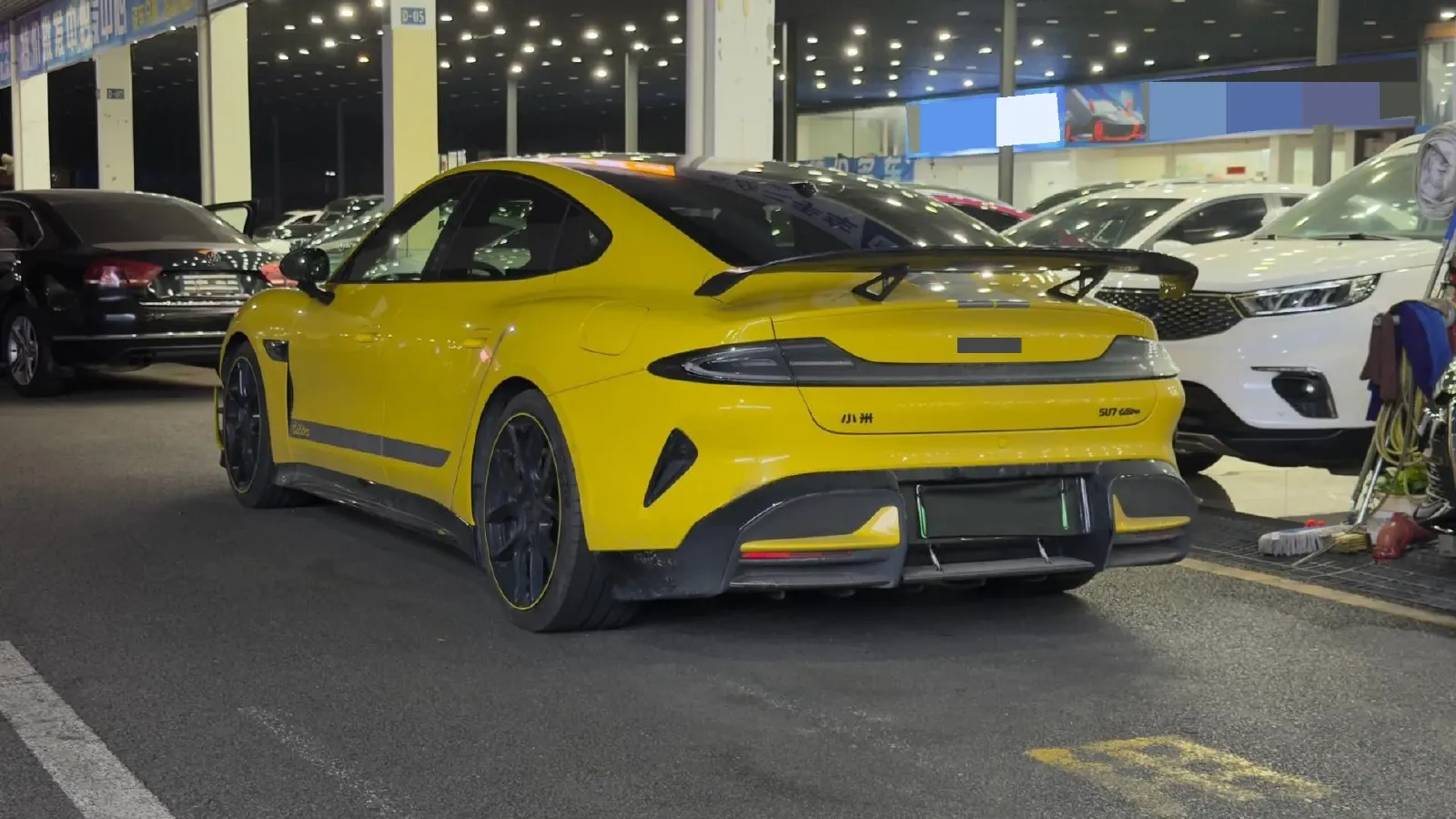 2025 MI SU7 Ultra BEV 93.7KWH,autocango,china used car exporter,china ev exporter,chinese used car exporter,chinese used ev exporter