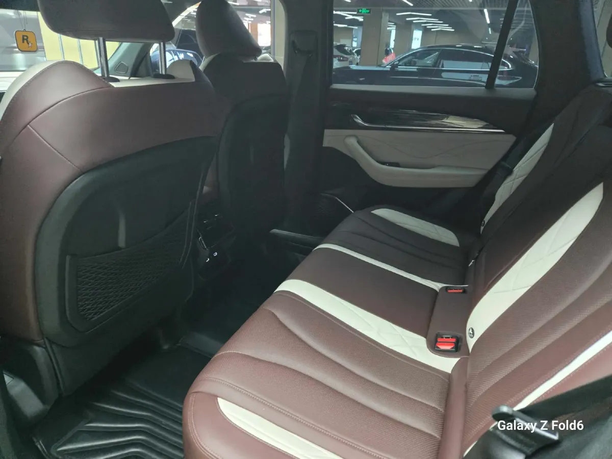 2021 Geely Monjaro 2.0T 218HP L4 7DCT,autocango,china used car exporter,china ev exporter,chinese used car exporter,chinese used ev exporter