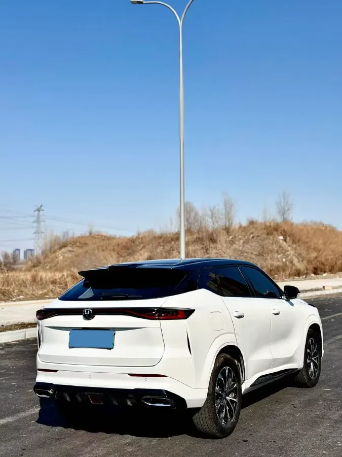 2024 ChangAn UNI-Z 1.5L 98HP L4 E-CVT PHEV 18.4KWH,autocango,china used car exporter,china ev exporter,chinese used car exporter,chinese used ev exporter