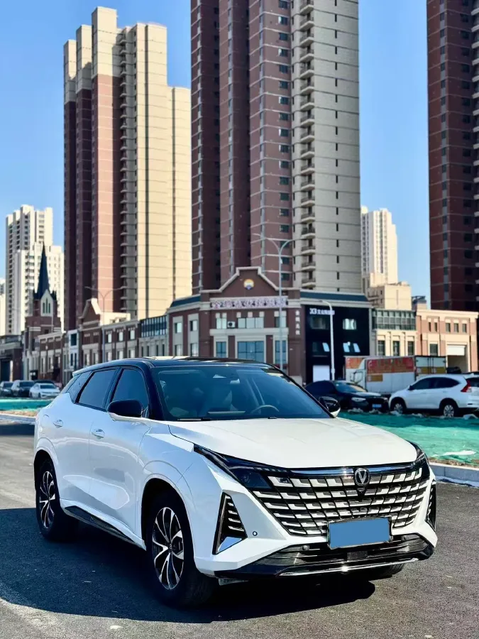 2024 ChangAn UNI-Z 1.5L 98HP L4 E-CVT PHEV 18.4KWH,autocango,china used car exporter,china ev exporter,chinese used car exporter,chinese used ev exporter
