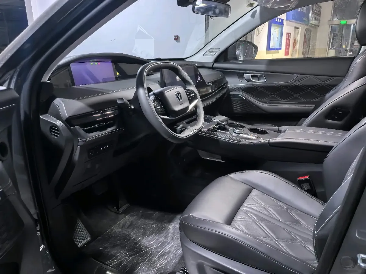 2024 ChangAn UNI-K iDD 1.5T 170HP L4 6TCT PHEV 28.4KWH,autocango,china used car exporter,china ev exporter,chinese used car exporter,chinese used ev exporter