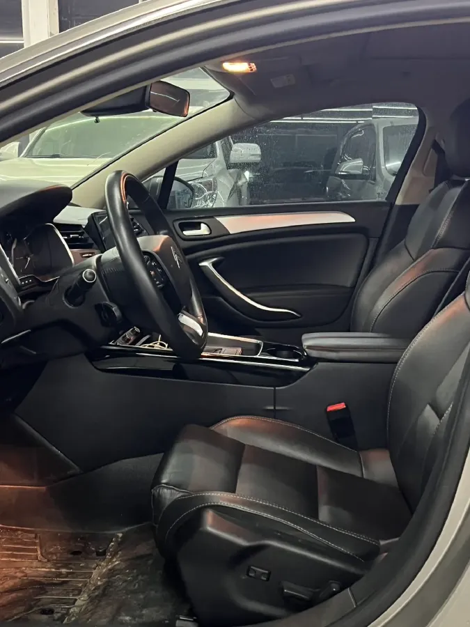 2017 Citroen C5 1.6T 167HP L4 6AT,autocango,china used car exporter,china ev exporter,chinese used car exporter,chinese used ev exporter