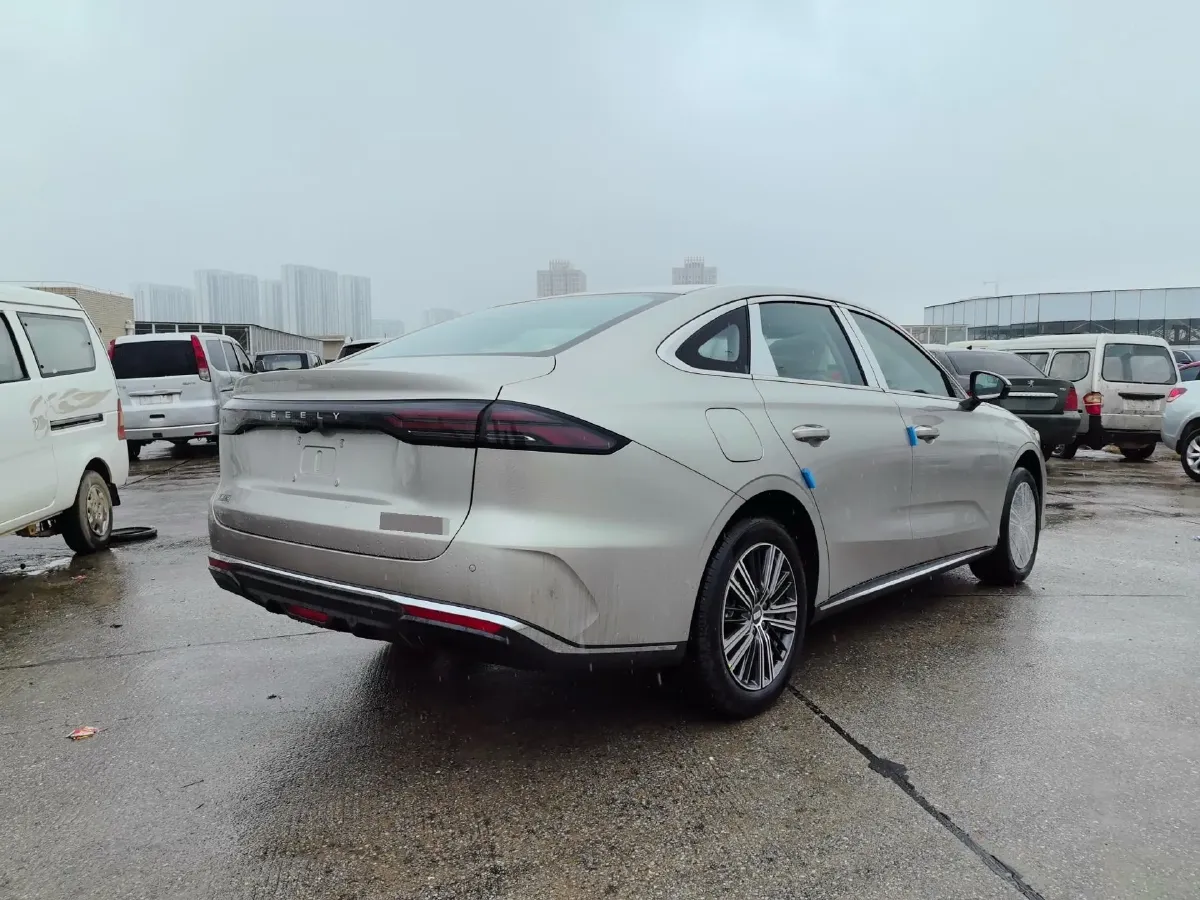 2025 Geely Galaxy A7 1.5L 112HP L4 1DHT PHEV,autocango,china used car exporter,china ev exporter,chinese used car exporter,chinese used ev exporter