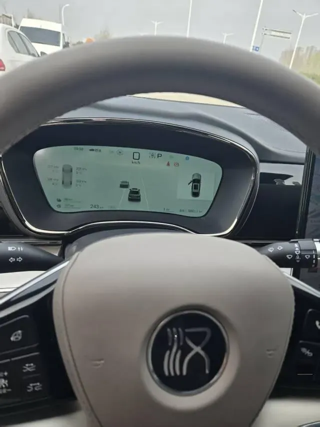 2025 BYD Han 1.5T 156HP L4 E-CVT PHEV,autocango,china used car exporter,china ev exporter,chinese used car exporter,chinese used ev exporter