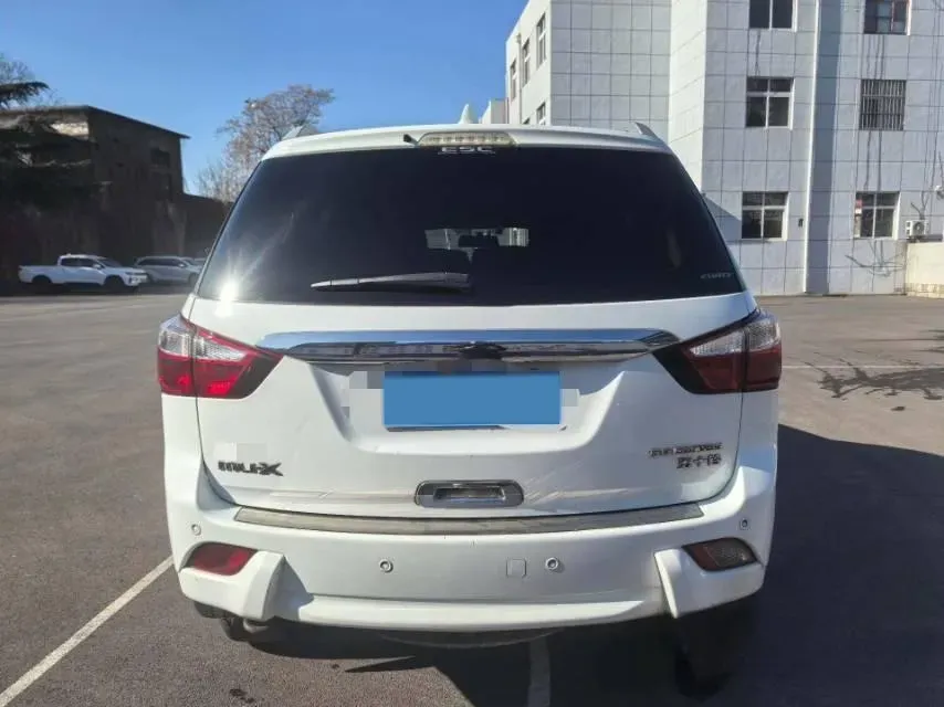 2018 Isuzu Mu-X 1.9T 163HP L4 6AT,autocango,china used car exporter,china ev exporter,chinese used car exporter,chinese used ev exporter
