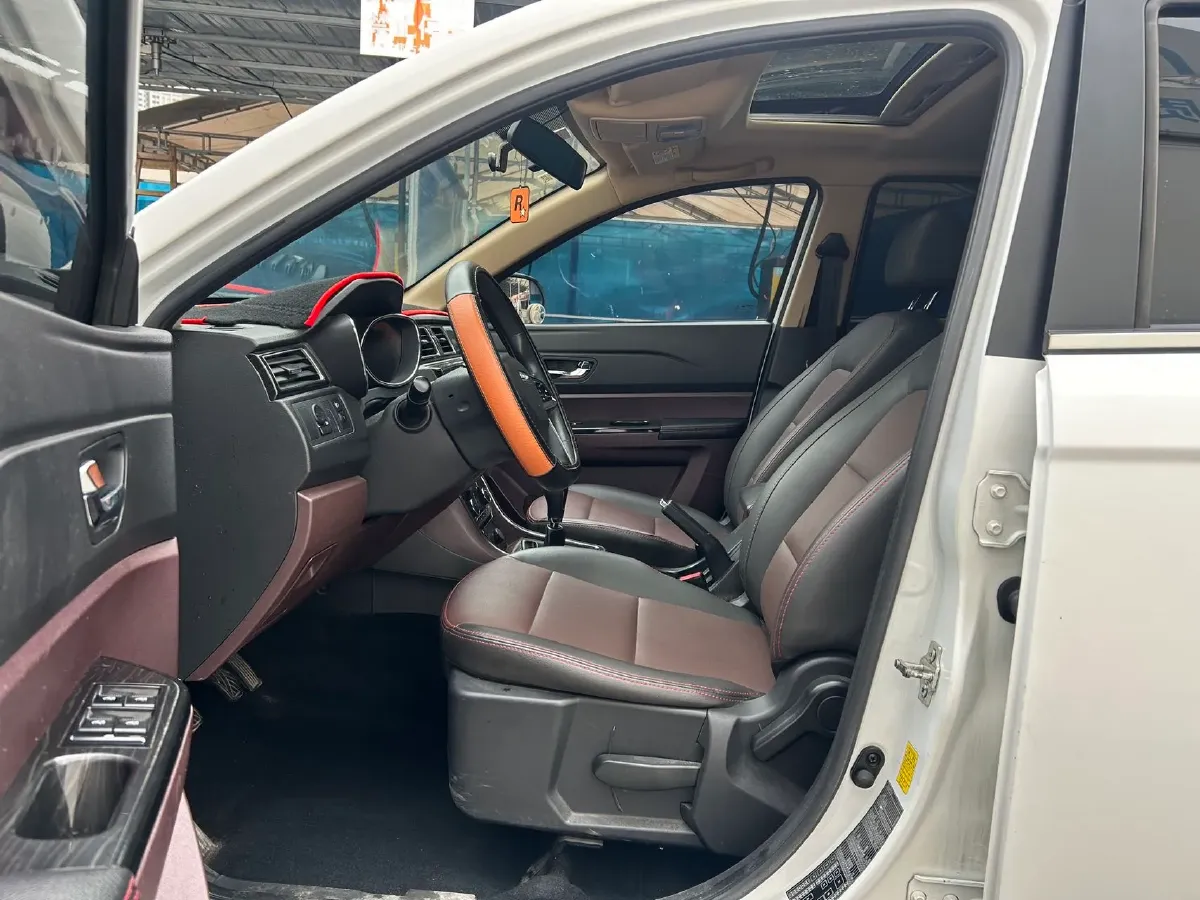 2016 Enranger G3 1.5L 113HP L4 5MT,autocango,china used car exporter,china ev exporter,chinese used car exporter,chinese used ev exporter