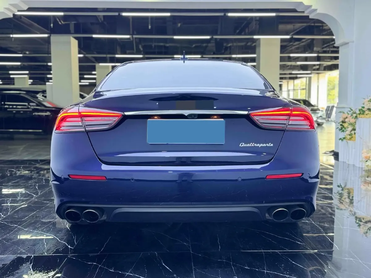 2021 Maserati Quattroporte 3.0T 350HP V6 8AT,autocango,china used car exporter,china ev exporter,chinese used car exporter,chinese used ev exporter