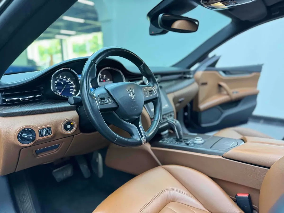 2021 Maserati Quattroporte 3.0T 350HP V6 8AT,autocango,china used car exporter,china ev exporter,chinese used car exporter,chinese used ev exporter