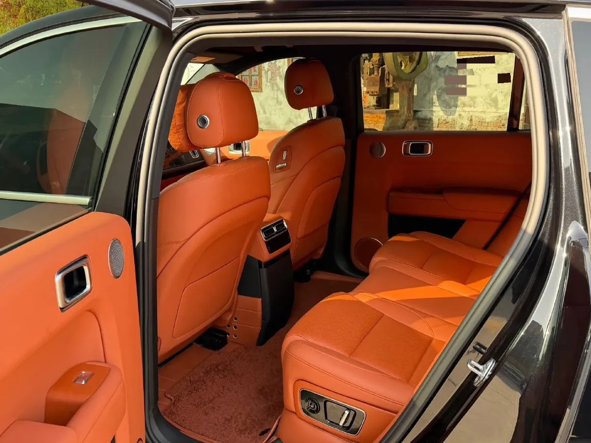 2024 Li L8 Range Extended 154HP REEV 42.8KWH,autocango,china used car exporter,china ev exporter,chinese used car exporter,chinese used ev exporter