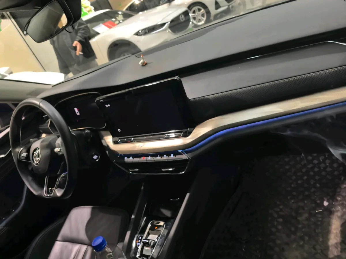 2022 Skoda Octavia 1.4T 150HP L4 7DCT,autocango,china used car exporter,china ev exporter,chinese used car exporter,chinese used ev exporter