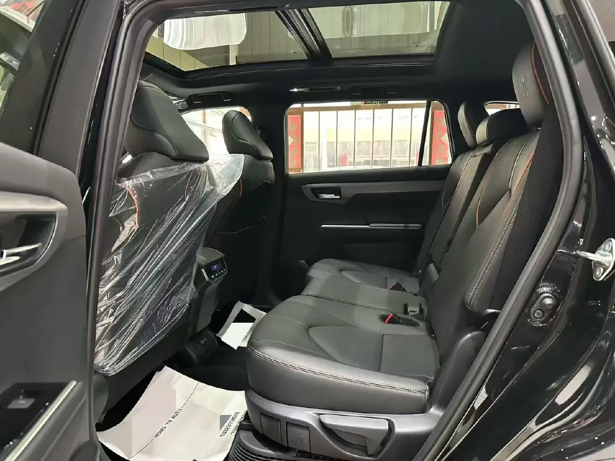 2026 Toyota Crown Kluger 2.5L 189HP L4 E-CVT Hybrid,autocango,china used car exporter,china ev exporter,chinese used car exporter,chinese used ev exporter