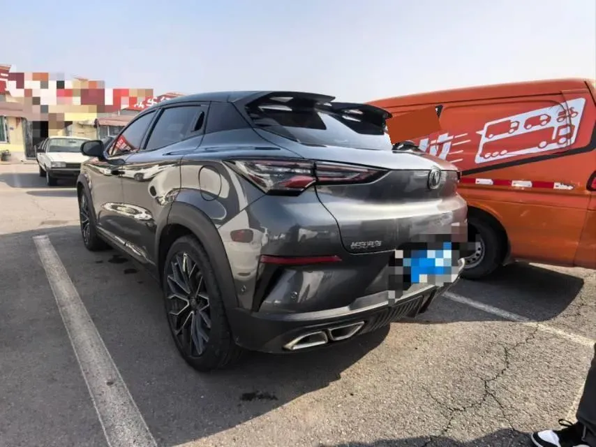 2022 ChangAn UNI-T 1.5T 188HP L4 7DCT,autocango,china used car exporter,china ev exporter,chinese used car exporter,chinese used ev exporter