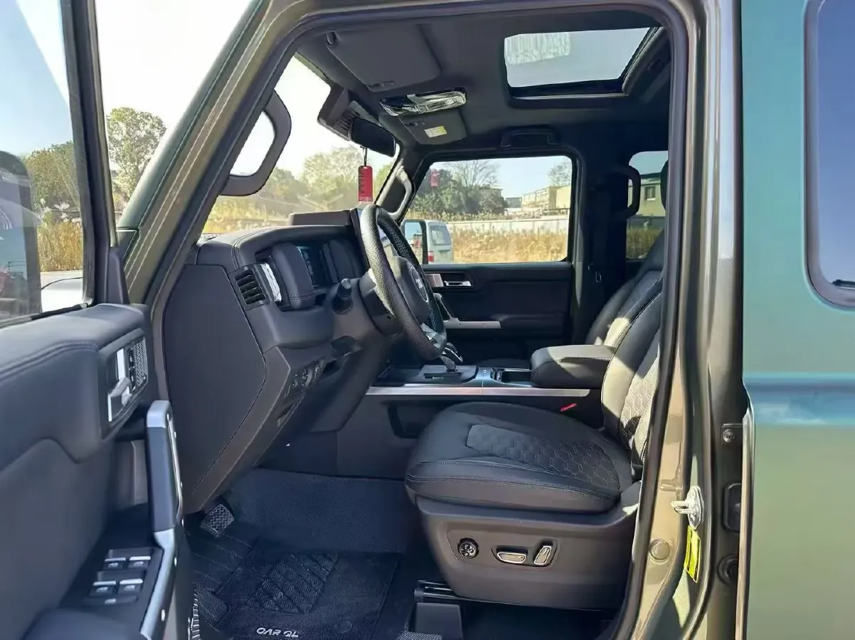 2024 212 212 T01 2.0T 252HP L4 8AT,autocango,china used car exporter,china ev exporter,chinese used car exporter,chinese used ev exporter