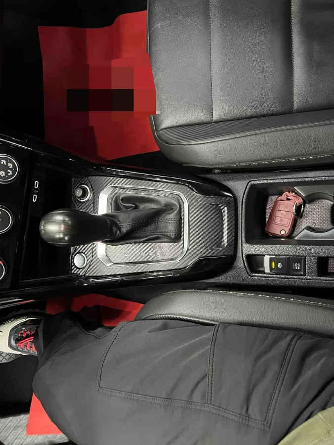 2022 Volkswagen T-Roc 1.4T 150HP L4 7DCT,autocango,china used car exporter,china ev exporter,chinese used car exporter,chinese used ev exporter