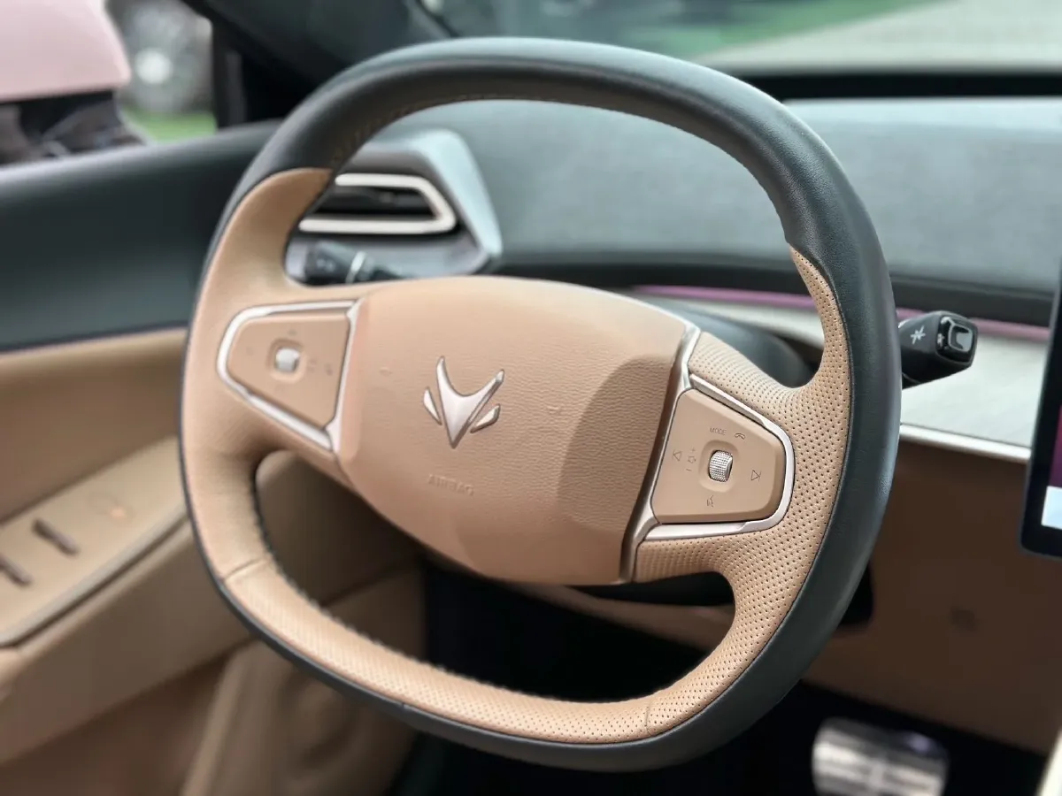 2024 ARCFOX αT5 BEV 79.2KWH,autocango,china used car exporter,china ev exporter,chinese used car exporter,chinese used ev exporter