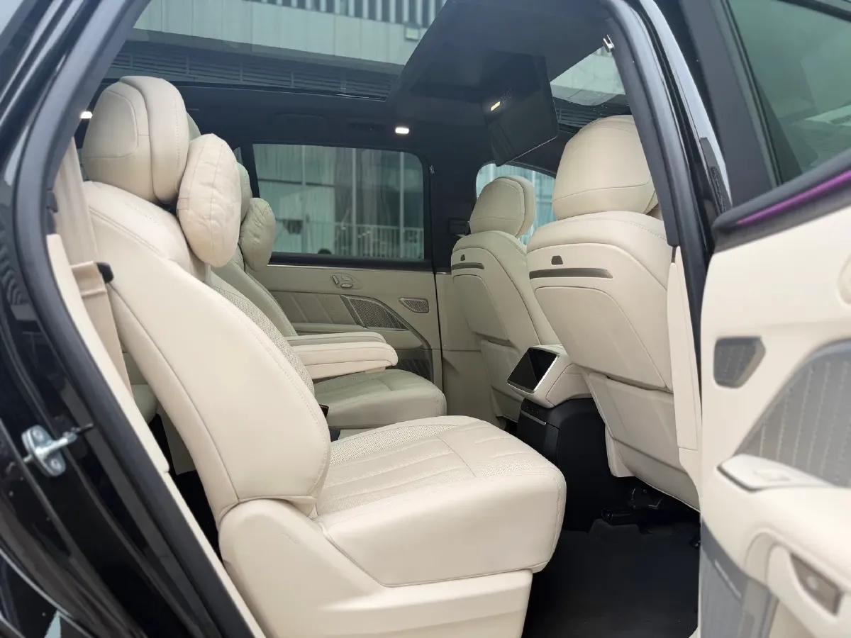 2025 ONVO L90 BEV,autocango,china used car exporter,china ev exporter,chinese used car exporter,chinese used ev exporter