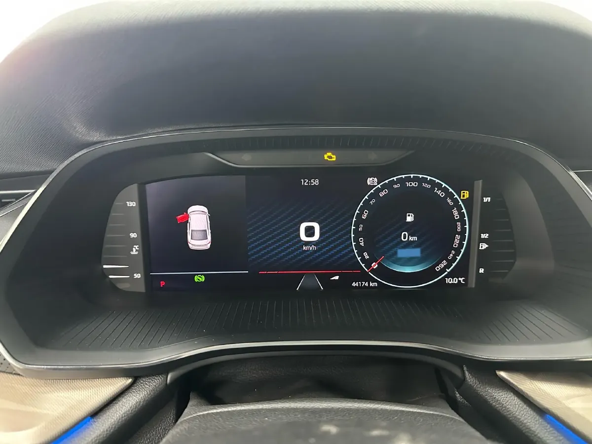 2022 Skoda Octavia 1.4T 150HP L4 7DCT,autocango,china used car exporter,china ev exporter,chinese used car exporter,chinese used ev exporter