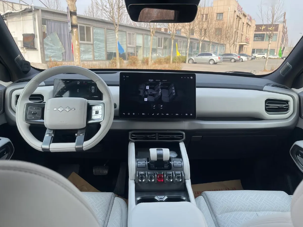 2025 FangChengBao Tai 3 BEV,autocango,china used car exporter,china ev exporter,chinese used car exporter,chinese used ev exporter