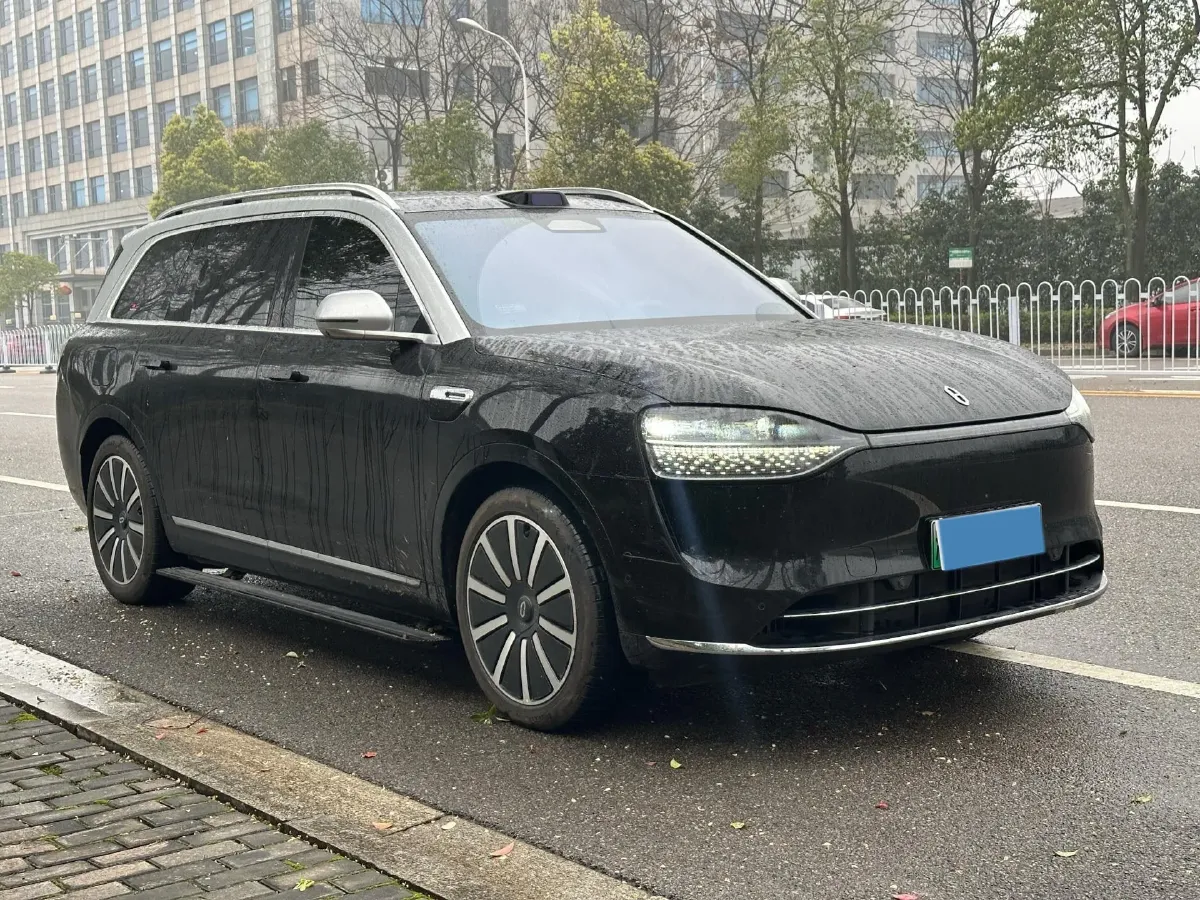 2025 AITO AITO M9 REEV 160HP REEV 52KWH,autocango,china used car exporter,china ev exporter,chinese used car exporter,chinese used ev exporter