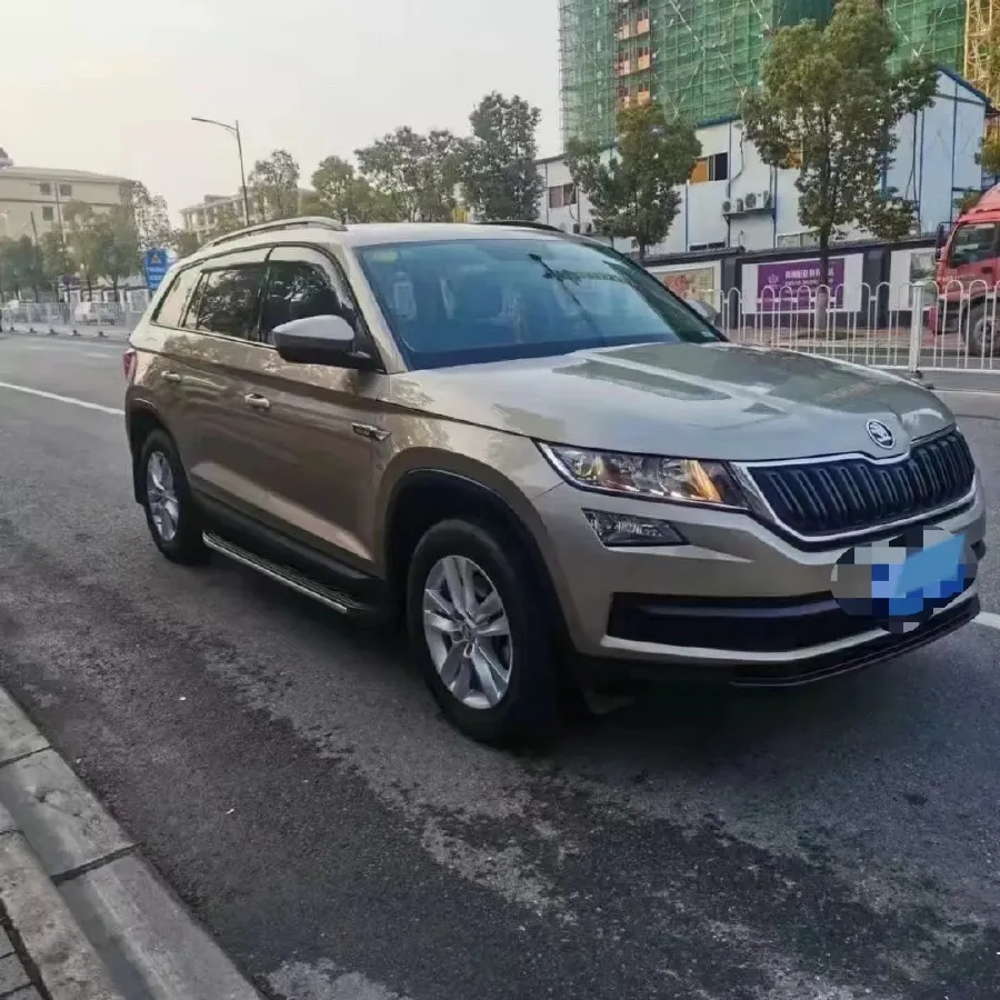 2019 Buick EnvisionPlus 1.5T 169HP L4 7DCT,autocango,china used car exporter,china ev exporter,chinese used car exporter,chinese used ev exporter