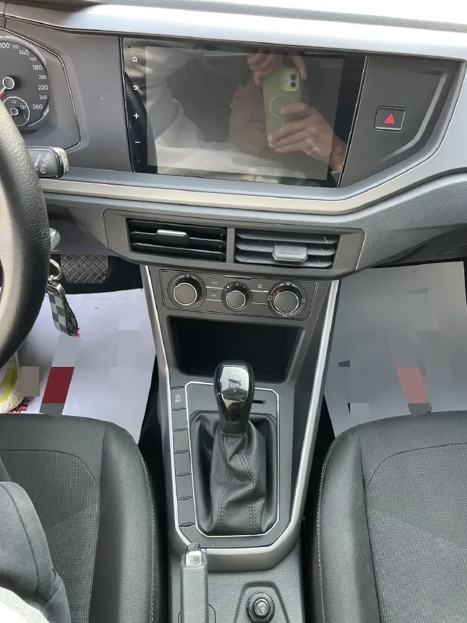 2019 Volkswagen Polo 1.5L 113HP L4 6AT,autocango,china used car exporter,china ev exporter,chinese used car exporter,chinese used ev exporter