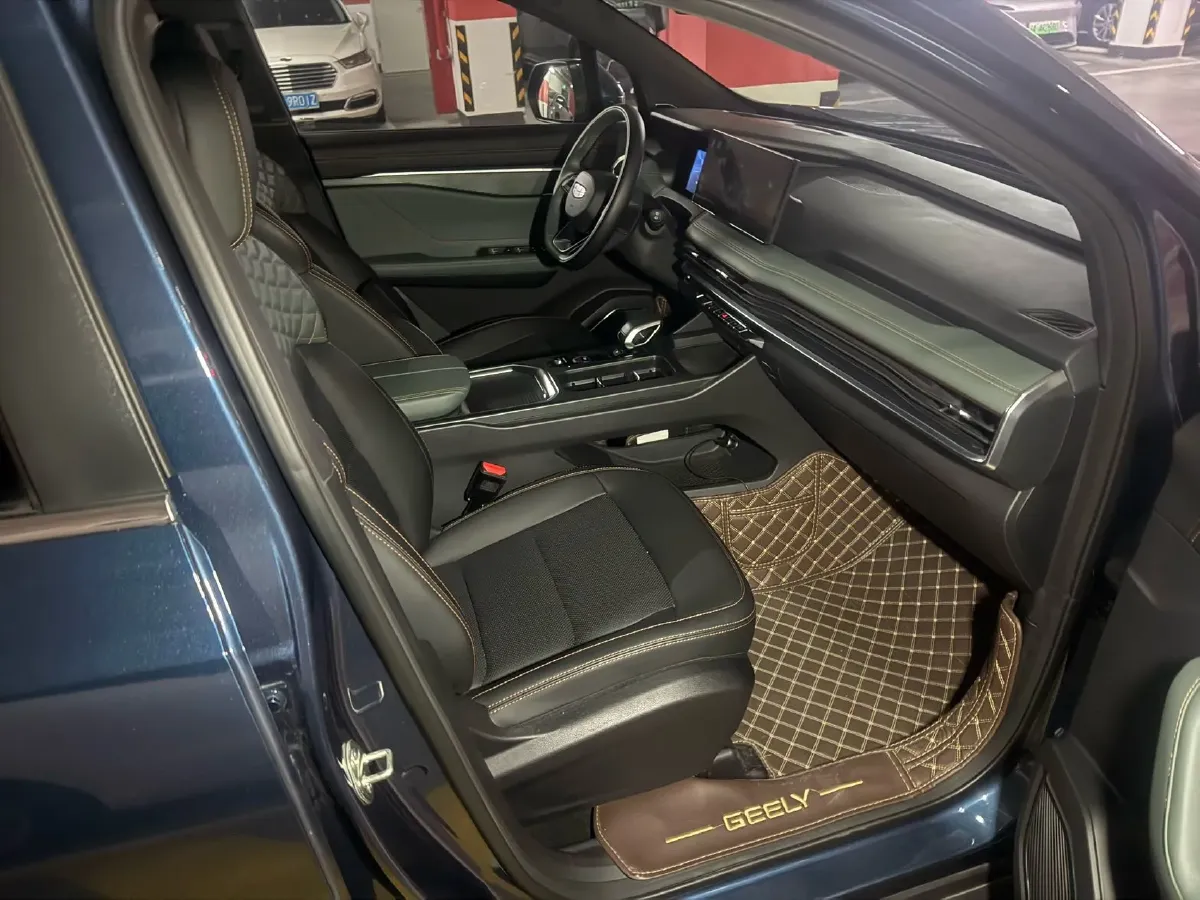 2023 Geely Okavango L 2.0T 218HP L4 7DCT,autocango,china used car exporter,china ev exporter,chinese used car exporter,chinese used ev exporter