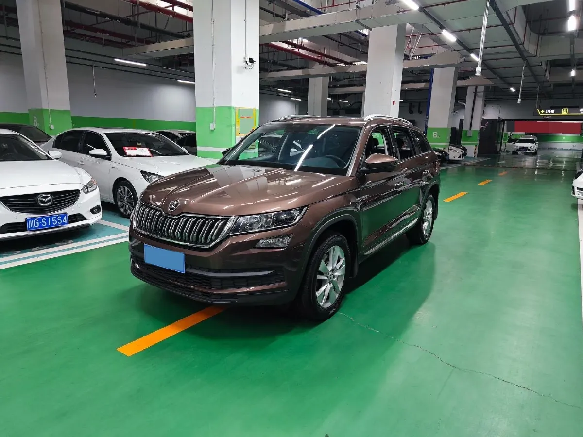 2018 Skoda Kodiak 2.0T 186HP L4 7DCT,autocango,china used car exporter,china ev exporter,chinese used car exporter,chinese used ev exporter
