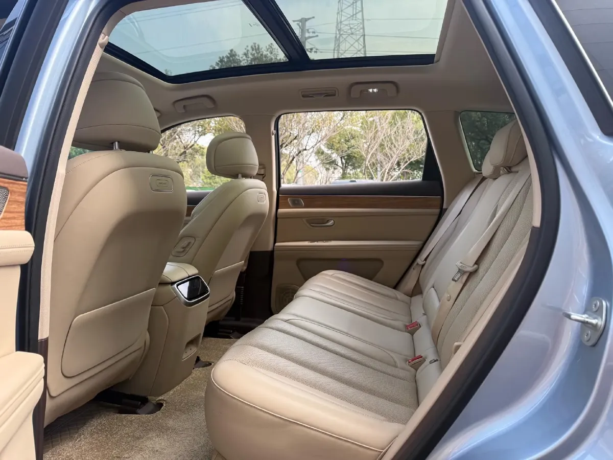 2023 HIMA AITO M5 1.5T 152HP L4 REEV 40KWH,autocango,china used car exporter,china ev exporter,chinese used car exporter,chinese used ev exporter