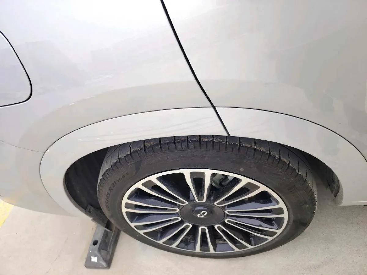 2024 AITO AITO M7 1.5T 152HP L4 REEV 40KWH,autocango,china used car exporter,china ev exporter,chinese used car exporter,chinese used ev exporter