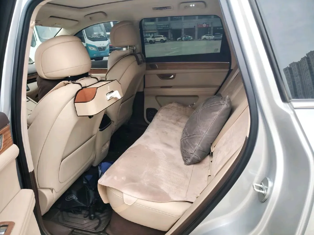 2024 AITO AITO M7 1.5T 152HP L4 REEV 40KWH,autocango,china used car exporter,china ev exporter,chinese used car exporter,chinese used ev exporter